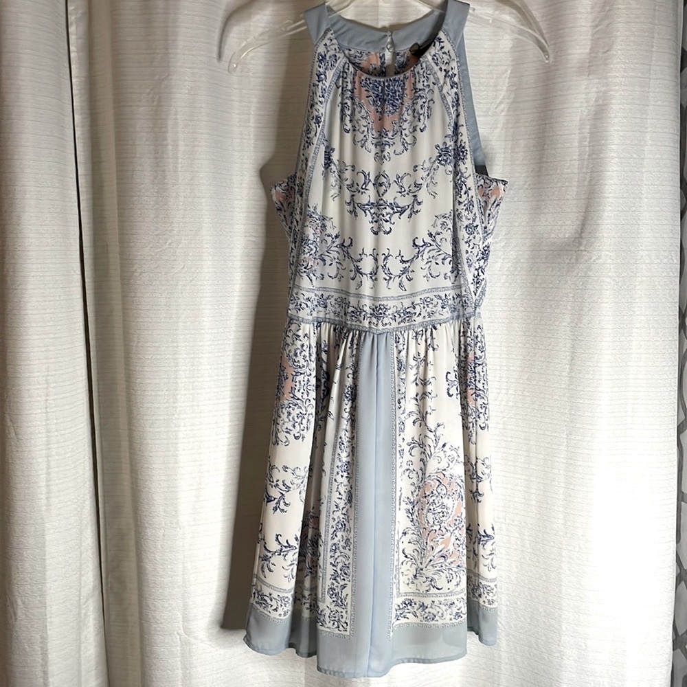 BCBGMaxAzria Mini Dress Size 4 Small